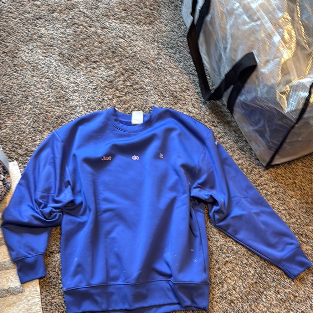 Nike crewneck